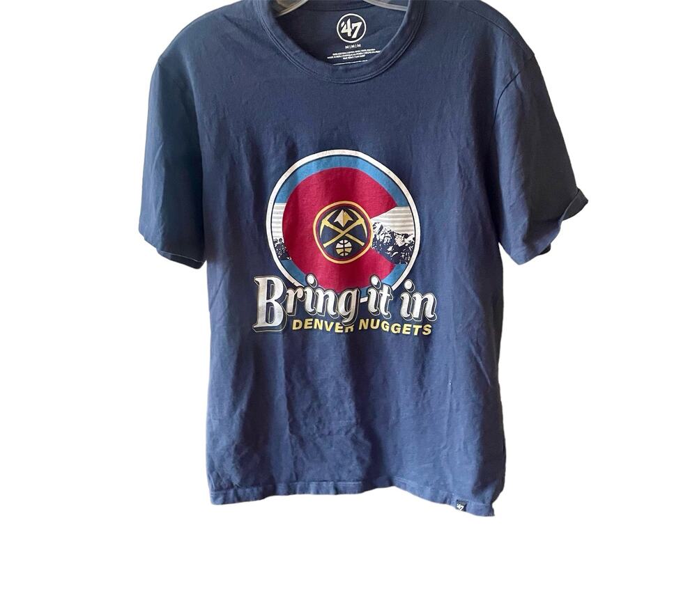 47 Men's "Bring it in" Denver Nuggets Blue Short Sleeve Cotton T-Shirt Sz M